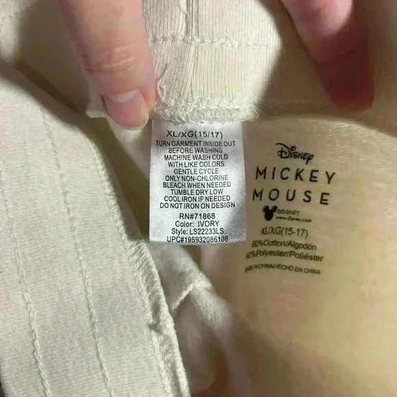 Mickey Mouse ivory shorts XL (15-17). Disney heavier weight cotton/polyester - Picture 7 of 9